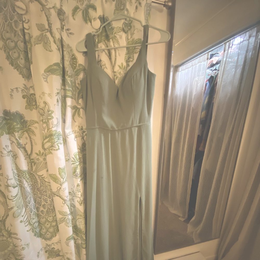 Elegant Sage Green Wedding Dress